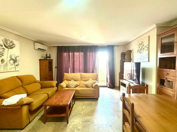 3-bedroom Apartment In Torrevieja, Spain (123 M²)