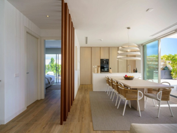 5-bedroom Villa In San Miguel De Salinas, Spain (241 M²)