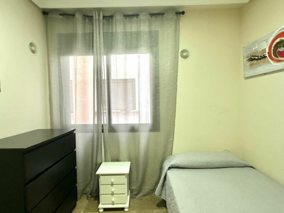 3-bedroom Apartment In Torrevieja, Spain (123 M²)