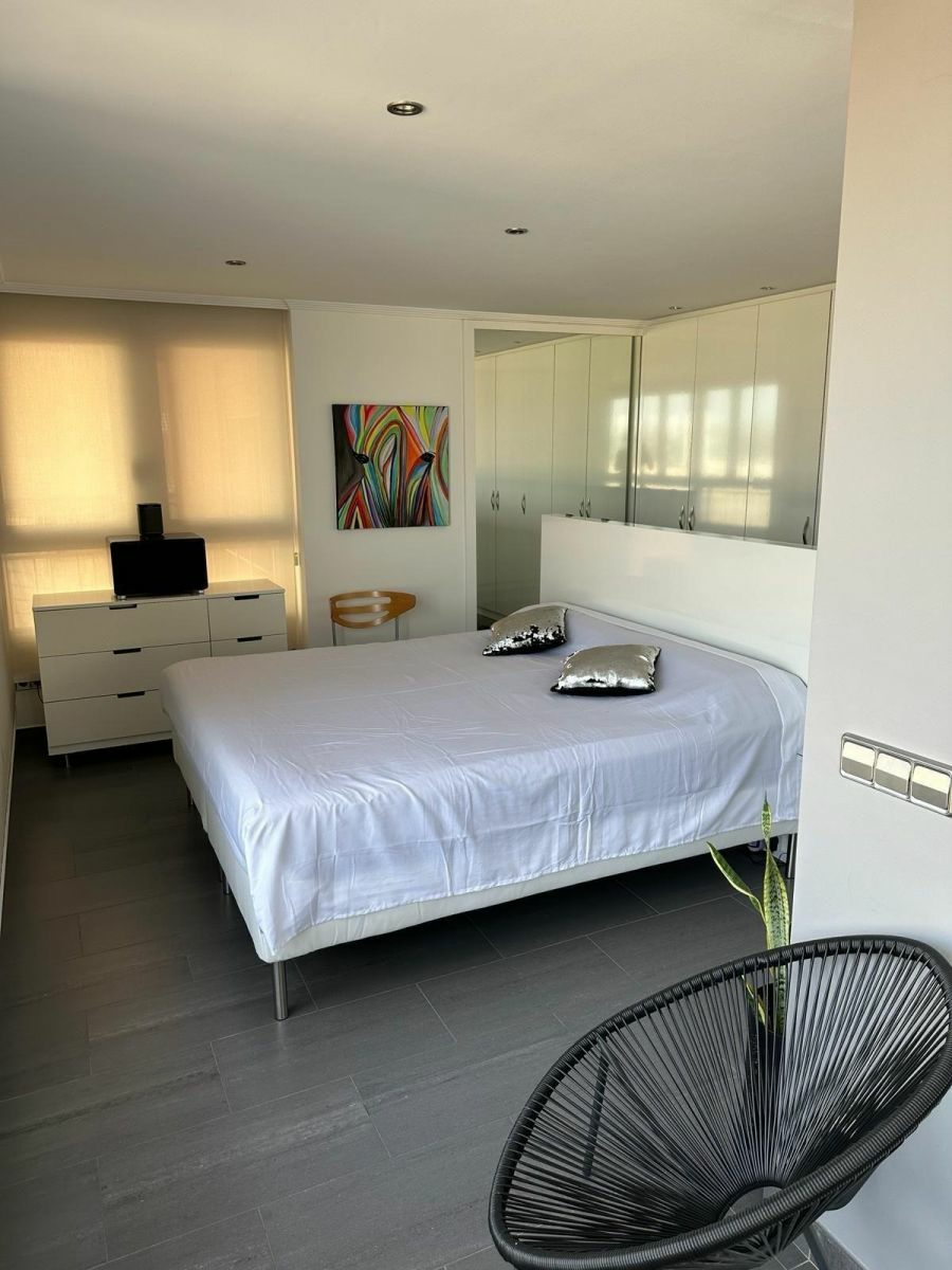 2-bedroom Penthouse In Torrevieja, Spain (118 M²)
