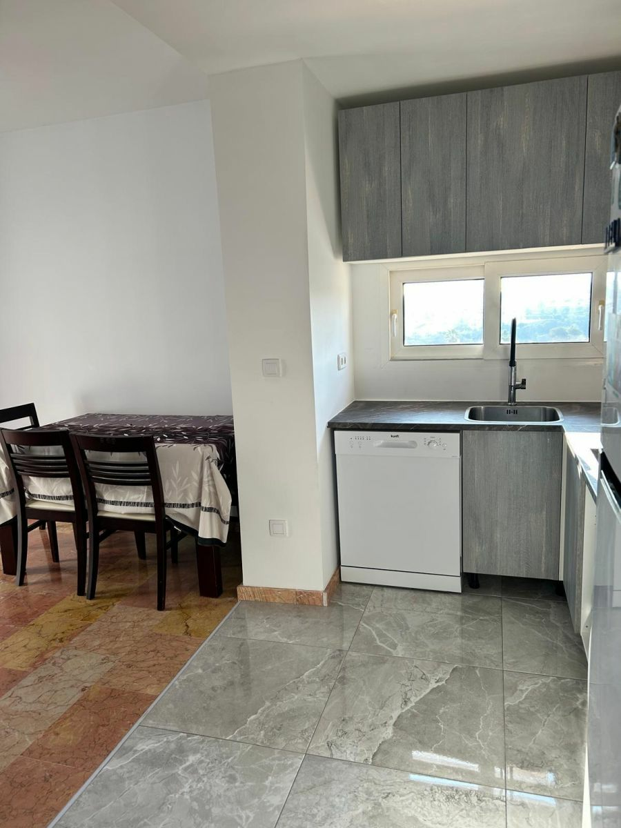2-bedroom Penthouse In Torrevieja, Spain (132 M²)