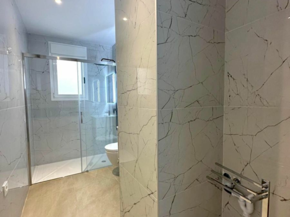 2-bedroom Apartment In Torrevieja, Spain (81 M²)