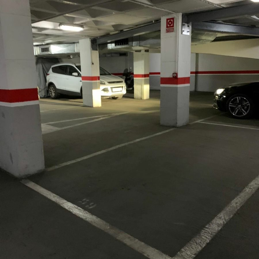 Garage In Elche, Spain (18 M²)