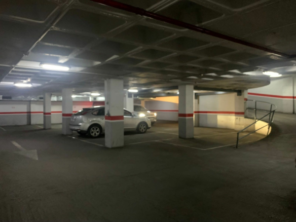 Garage In Elche, Spain (18 M²)