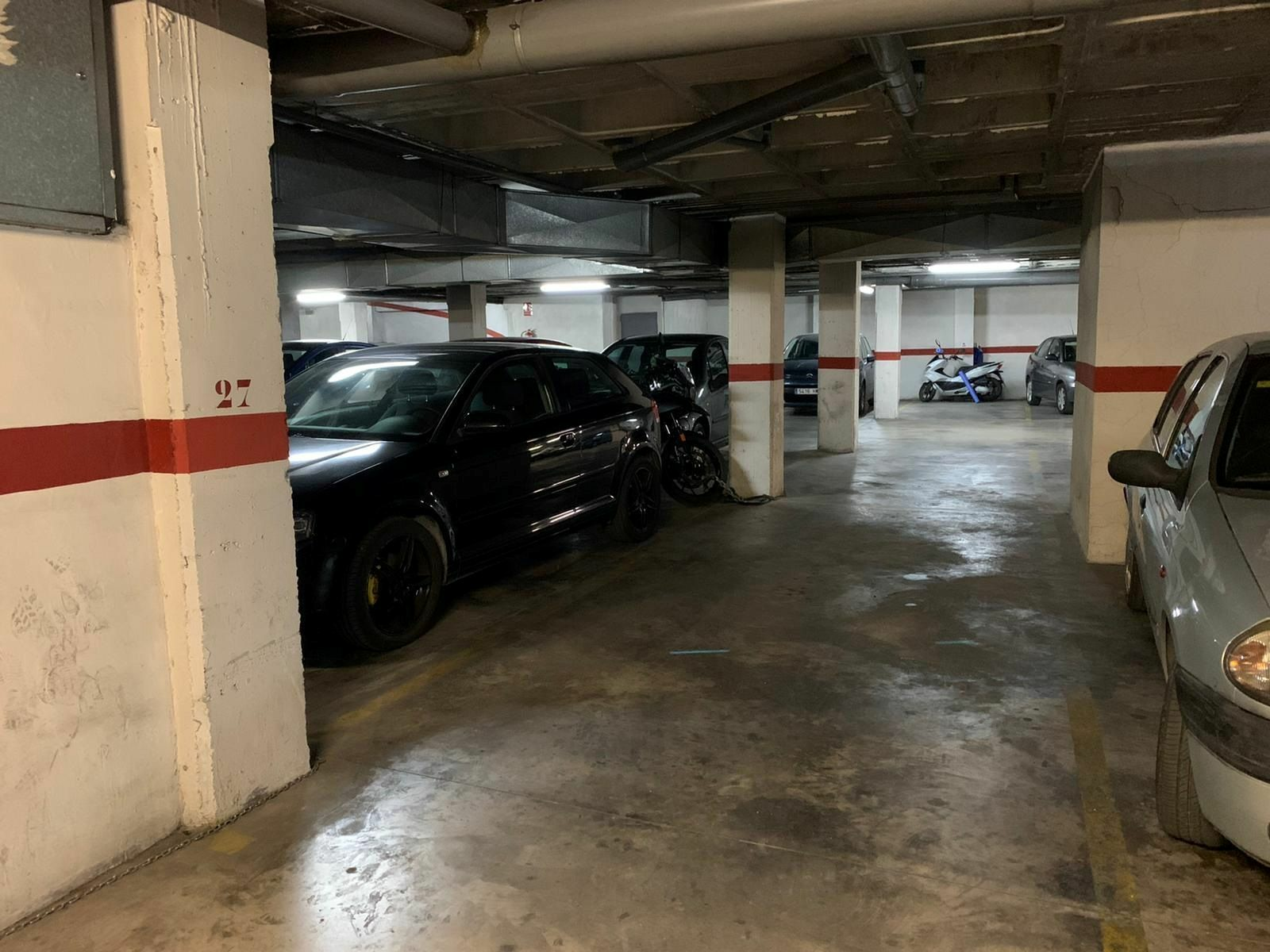 2-17-360d25 Garage In Elche, Spain (18 M²)