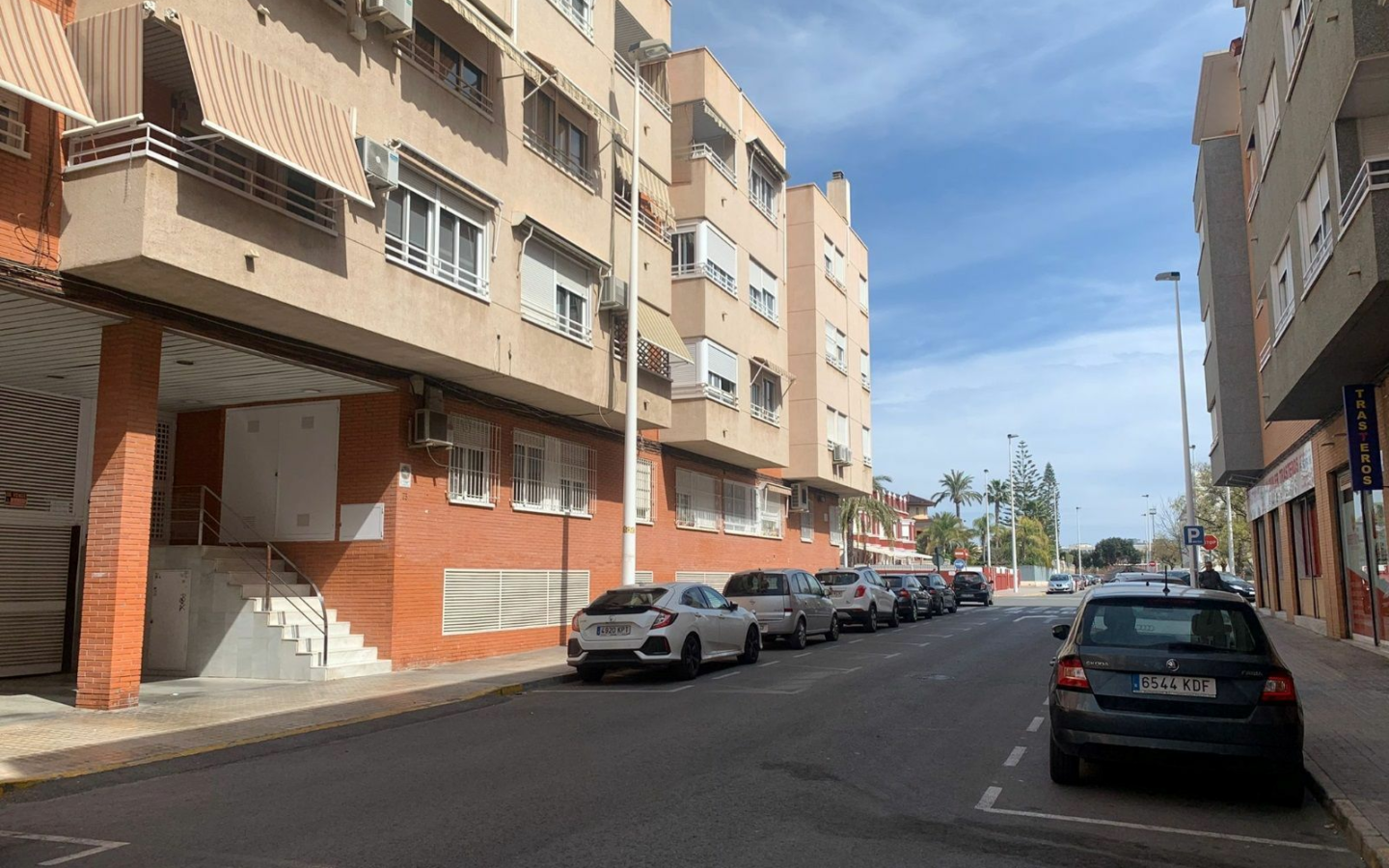 Garage In Elche, Spain (18 M²)