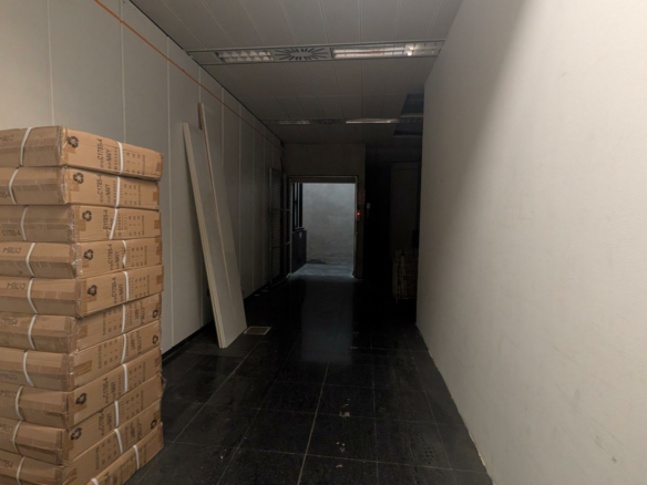 Industrial Unit In Elche, Spain (480 M²)