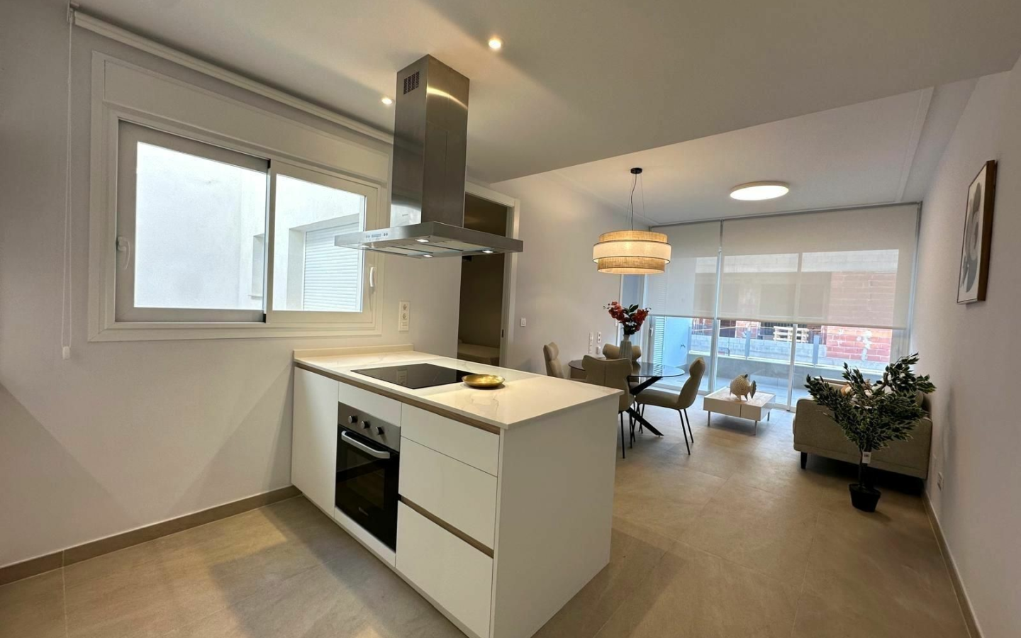 2-bedroom Apartment In Torrevieja, Spain (81 M²)