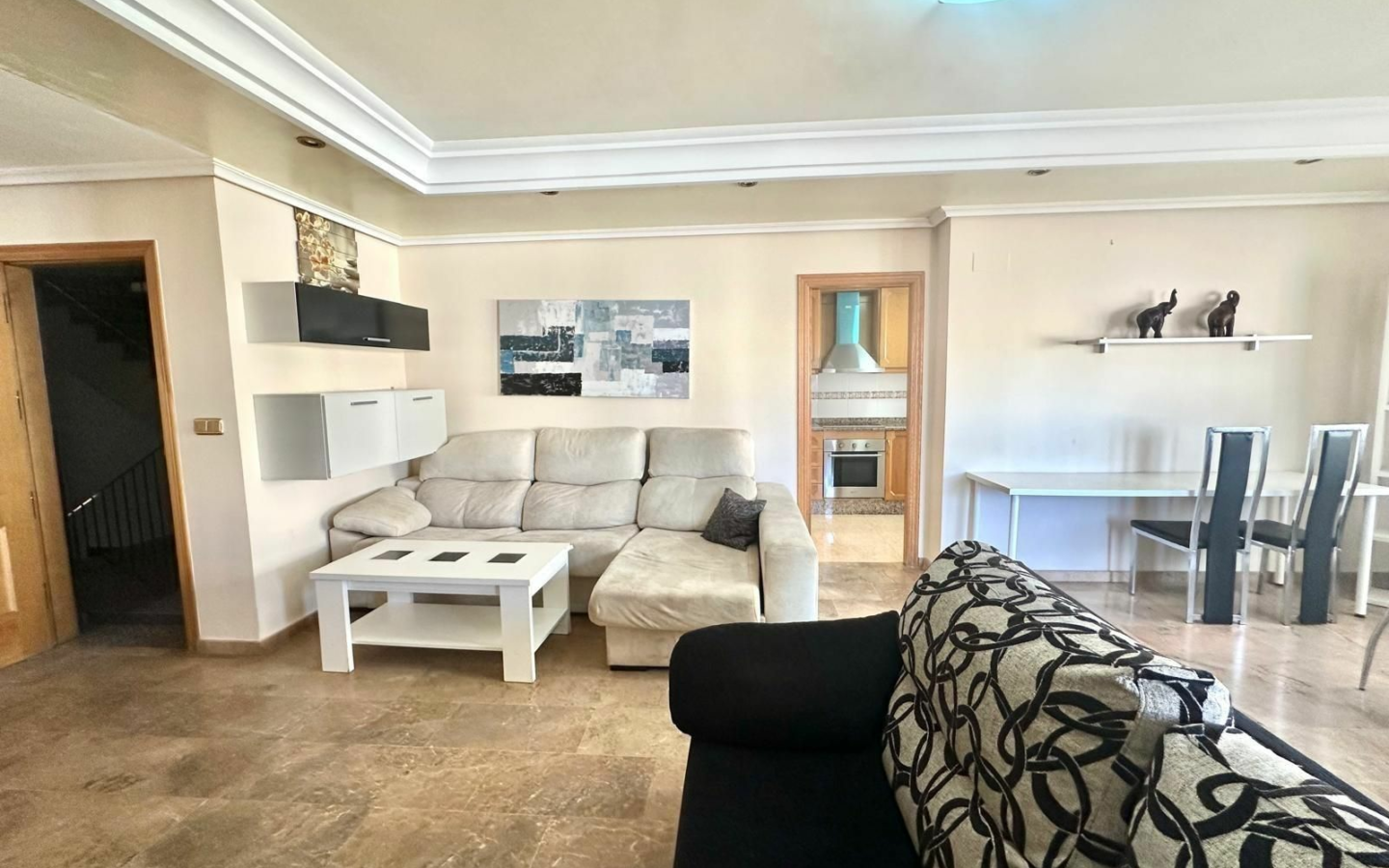 4-bedroom Apartment In Torrevieja, Spain (130 M²)