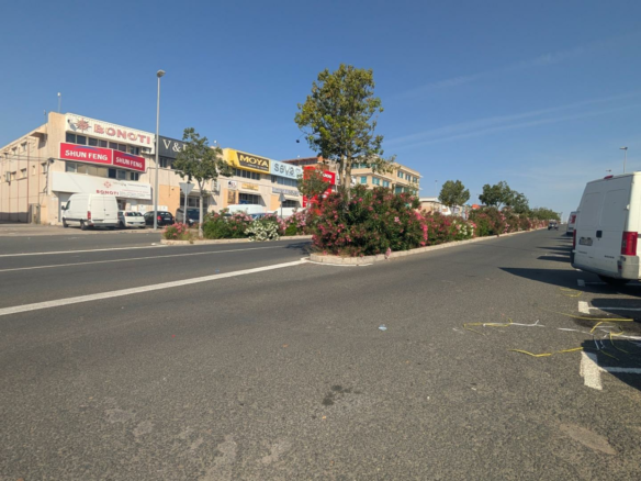 Industrial Unit In Elche, Spain (480 M²)