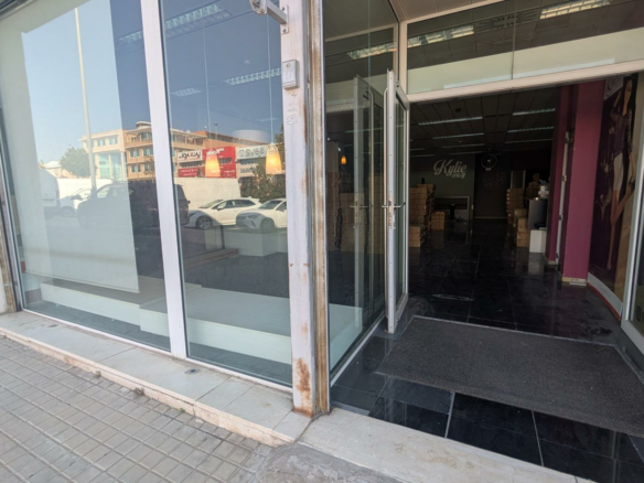 Industrial Unit In Elche, Spain (480 M²)