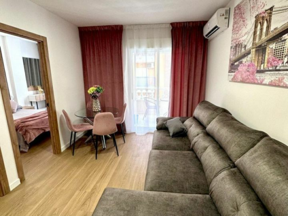 2-bedroom Apartment In Torrevieja, Spain (64 M²)