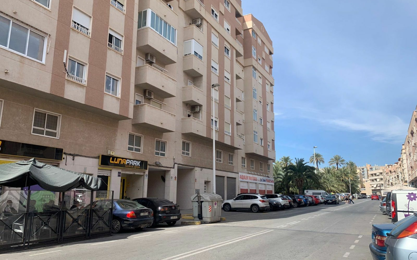 Garage In Elche, Spain (18 M²)