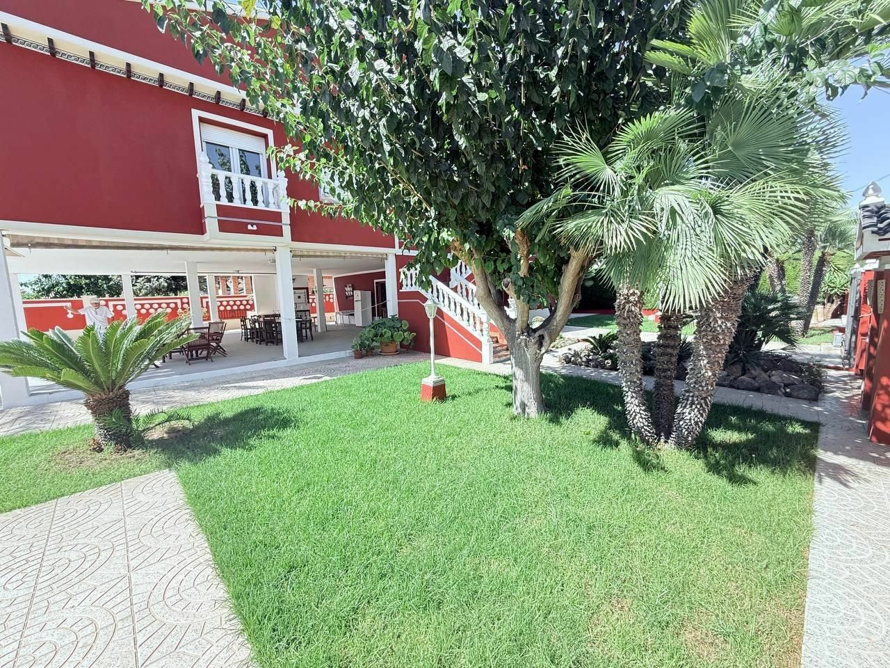 5-bedroom Villa In Pilar De La Horadada, Spain (280 M²)