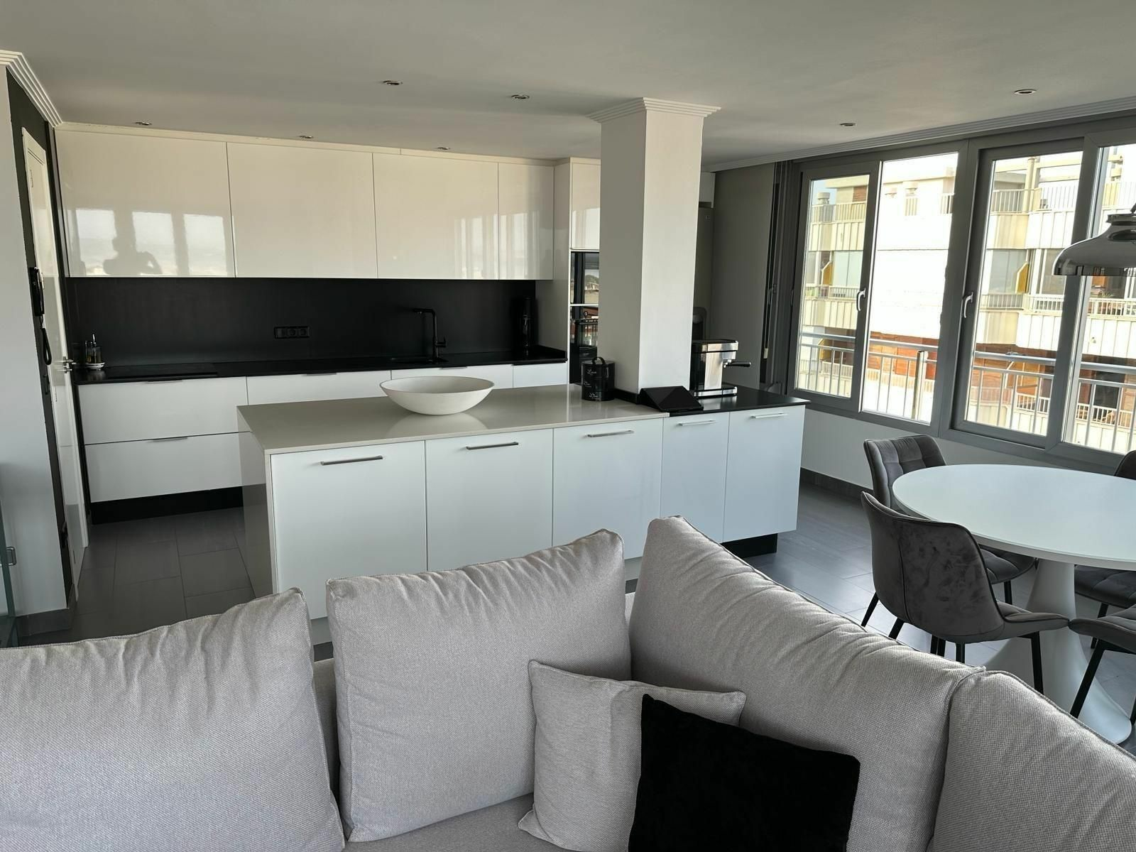2-bedroom Penthouse In Torrevieja, Spain (118 M²)