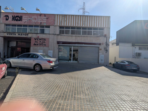 Industrial Unit In Elche, Spain (480 M²)