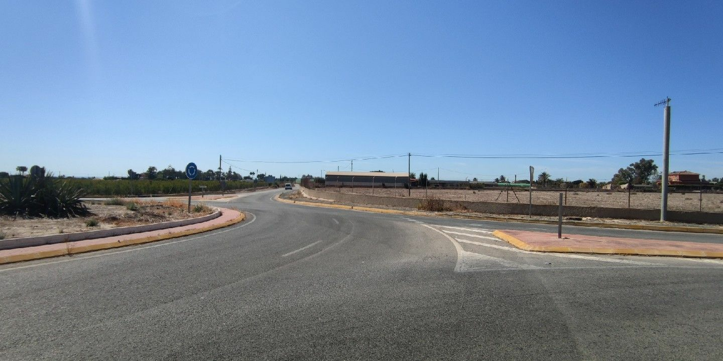 Urban Plot In Elche Pedanias, Spain (795 M²)