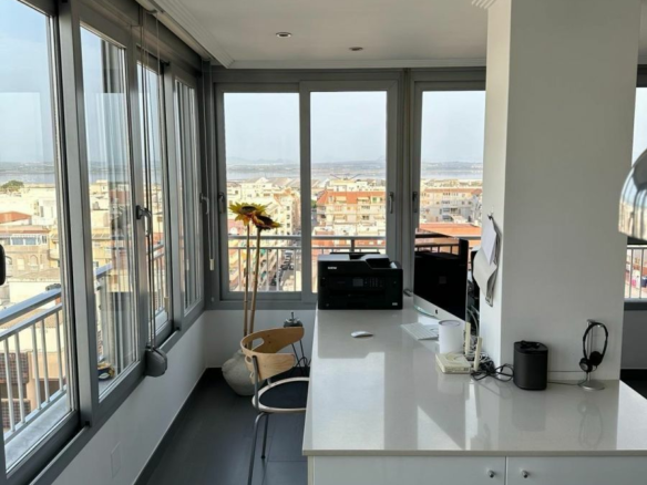 2-bedroom Penthouse In Torrevieja, Spain (118 M²)