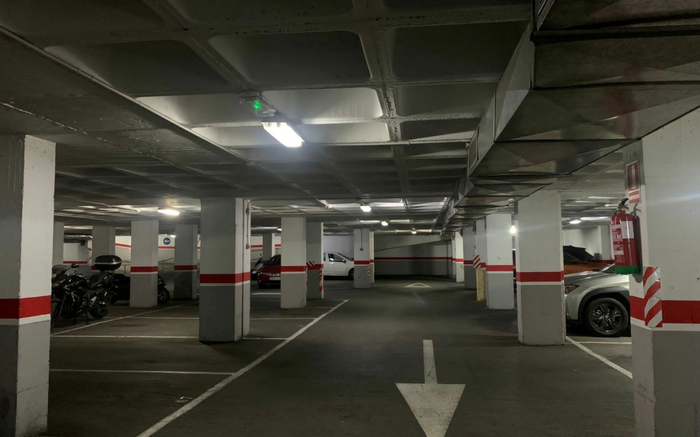 Garage In Elche, Spain (18 M²)