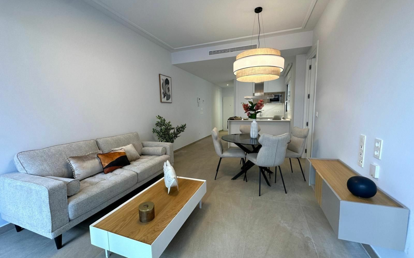 2-bedroom Apartment In Torrevieja, Spain (81 M²)