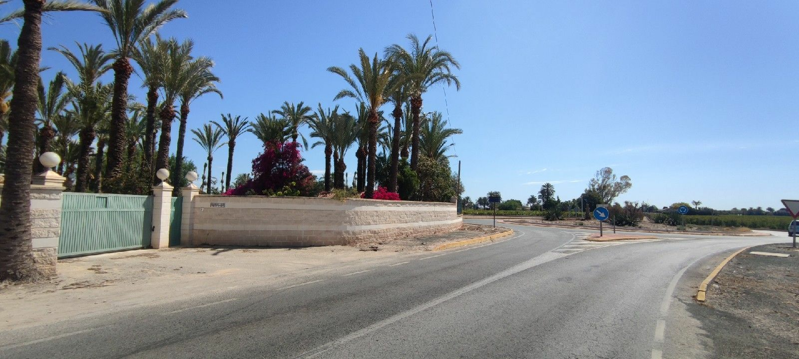 Urban Plot In Elche Pedanias, Spain (795 M²)