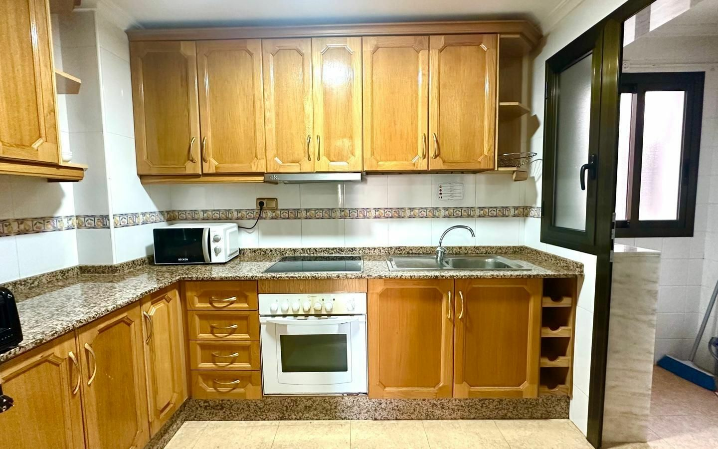 3-bedroom Apartment In Torrevieja, Spain (123 M²)