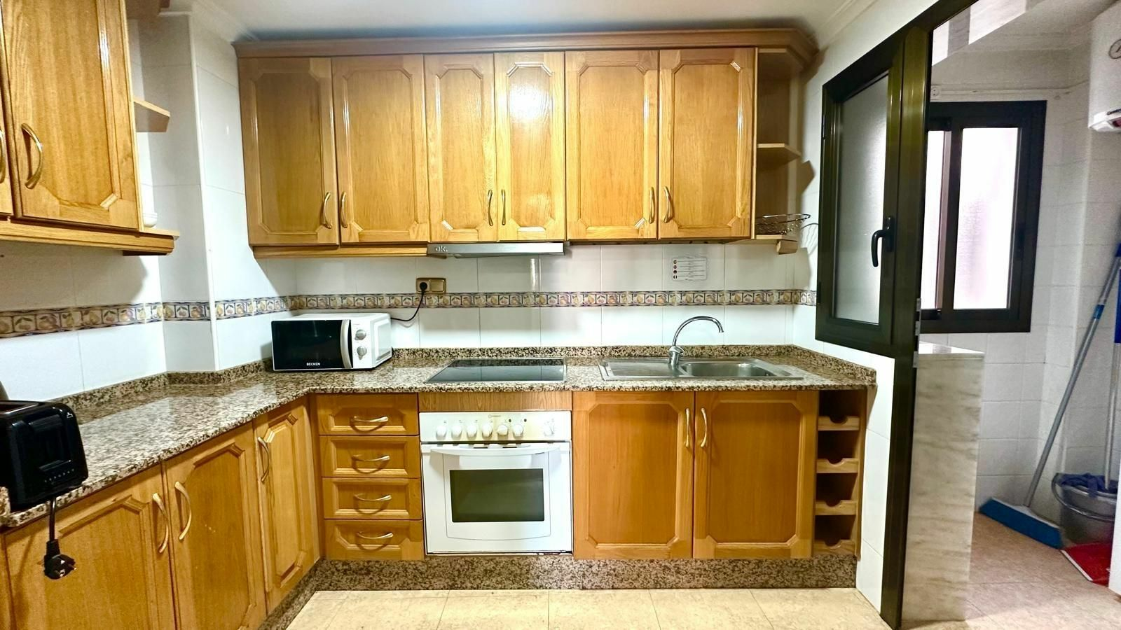 2-5-8f5184 3-bedroom Apartment In Torrevieja, Spain (123 M²)