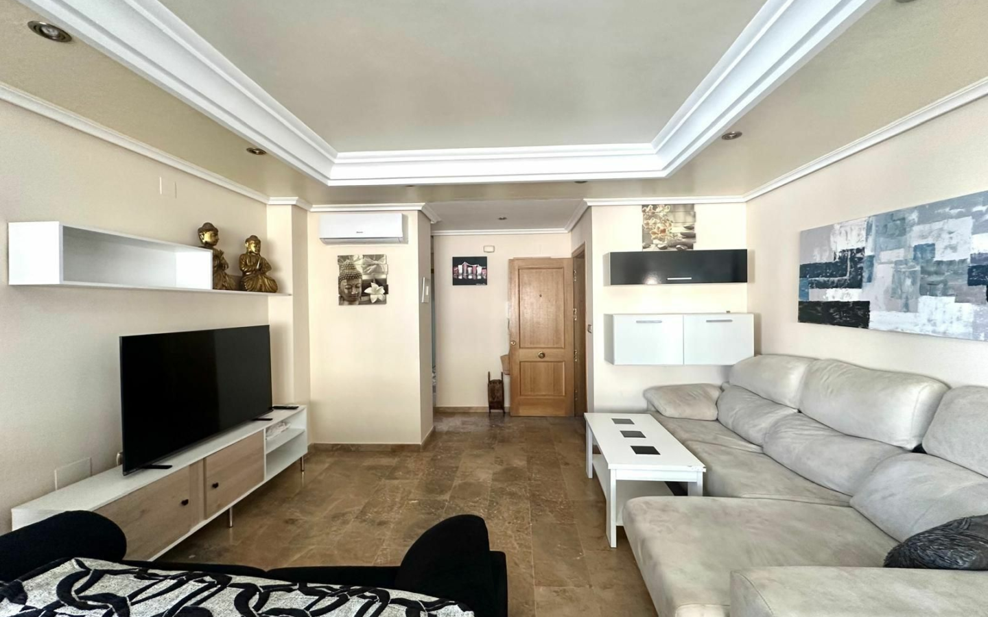 4-bedroom Apartment In Torrevieja, Spain (130 M²)
