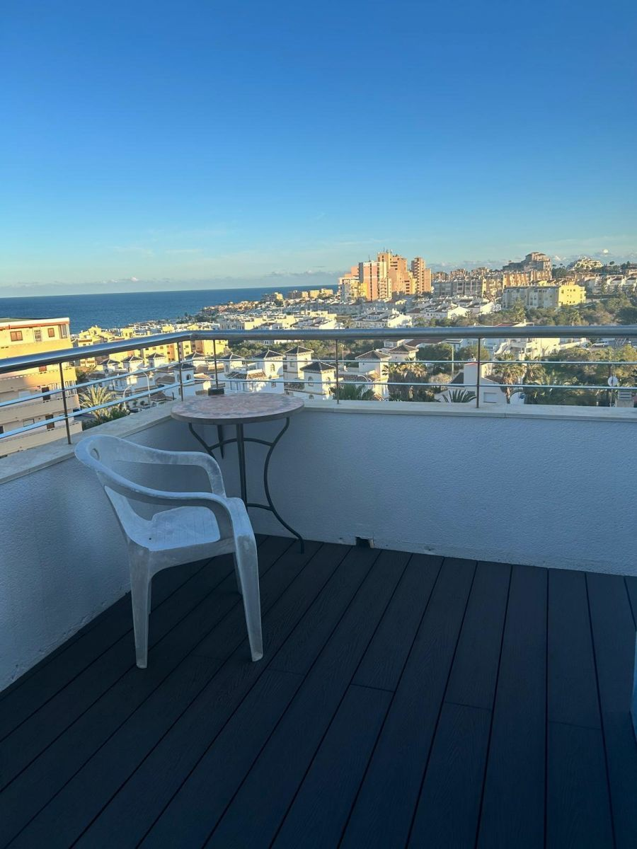 2-bedroom Penthouse In Torrevieja, Spain (132 M²)