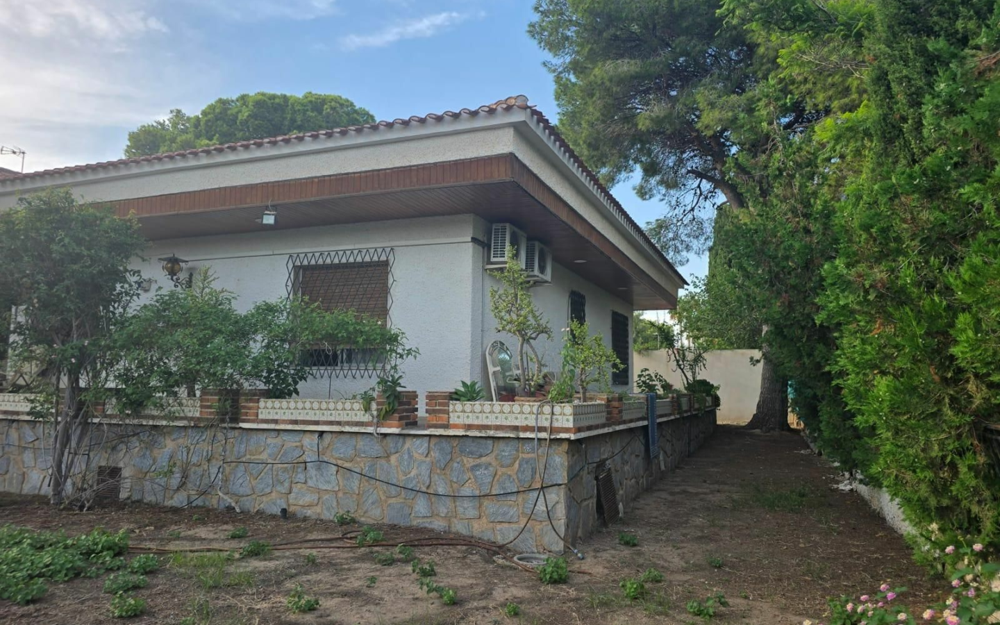 7-bedroom Villa In Orihuela Costa, Spain (230 M²)