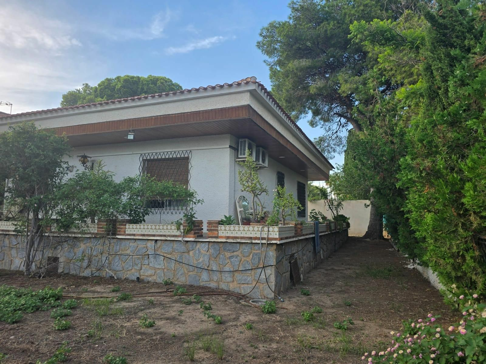 7-bedroom Villa In Orihuela Costa, Spain (230 M²)