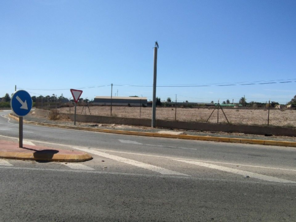 Urban Plot In Elche Pedanias, Spain (795 M²)