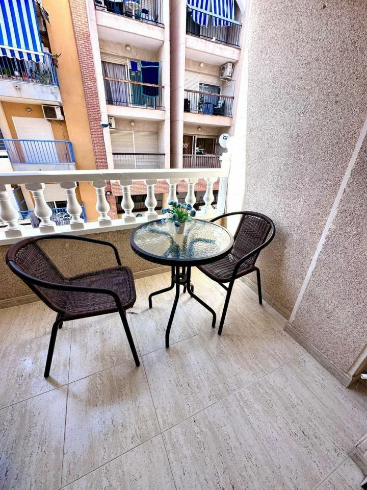 2-bedroom Apartment In Torrevieja, Spain (64 M²)