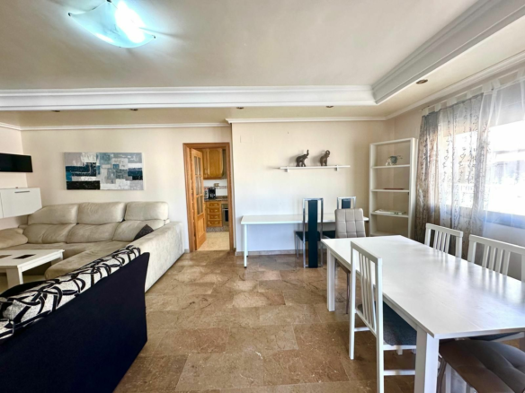 4-bedroom Apartment In Torrevieja, Spain (130 M²)