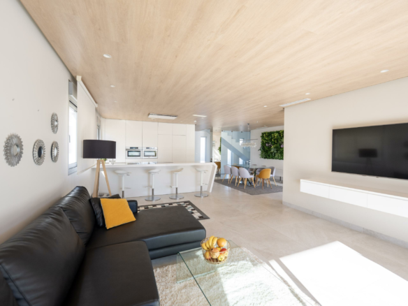 4-bedroom Villa In Orihuela Costa, Spain (302 M²)