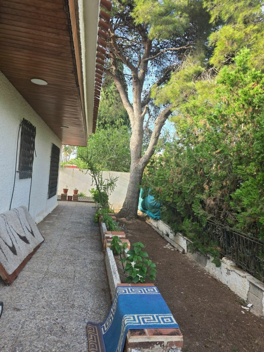 7-bedroom Villa In Orihuela Costa, Spain (230 M²)