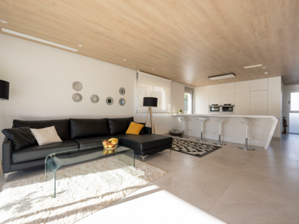4-bedroom Villa In Orihuela Costa, Spain (302 M²)