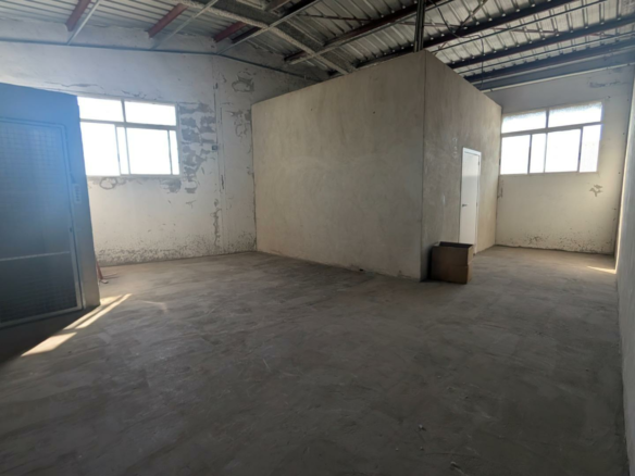 Industrial Unit In Elche, Spain (480 M²)