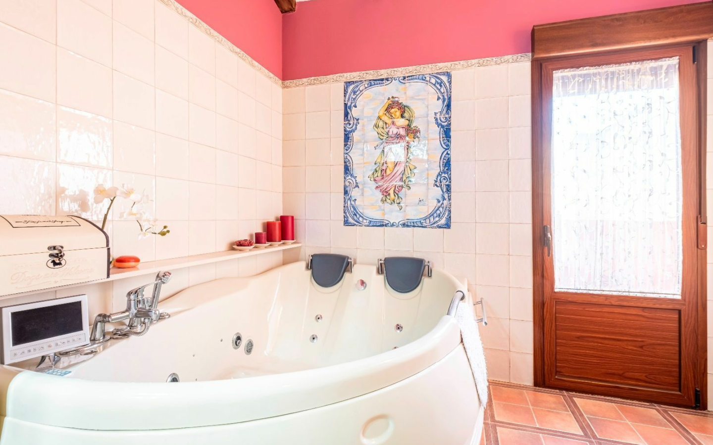 5-bedroom House In Pinoso, Spain (289 M²)