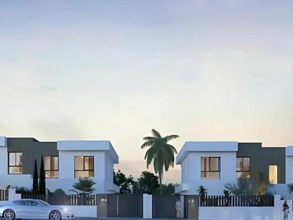4-bedroom Semidetached In Alhaurín De La Torre, Spain (220 M²)