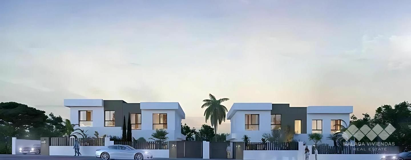 4-bedroom Semidetached In Alhaurín De La Torre, Spain (220 M²)