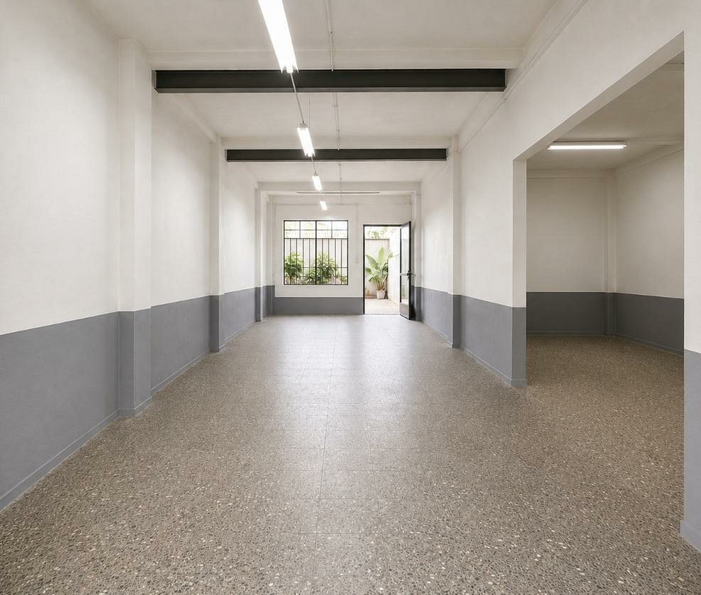1-bedroom Commercial Unit In Elche, Spain (111 M²)
