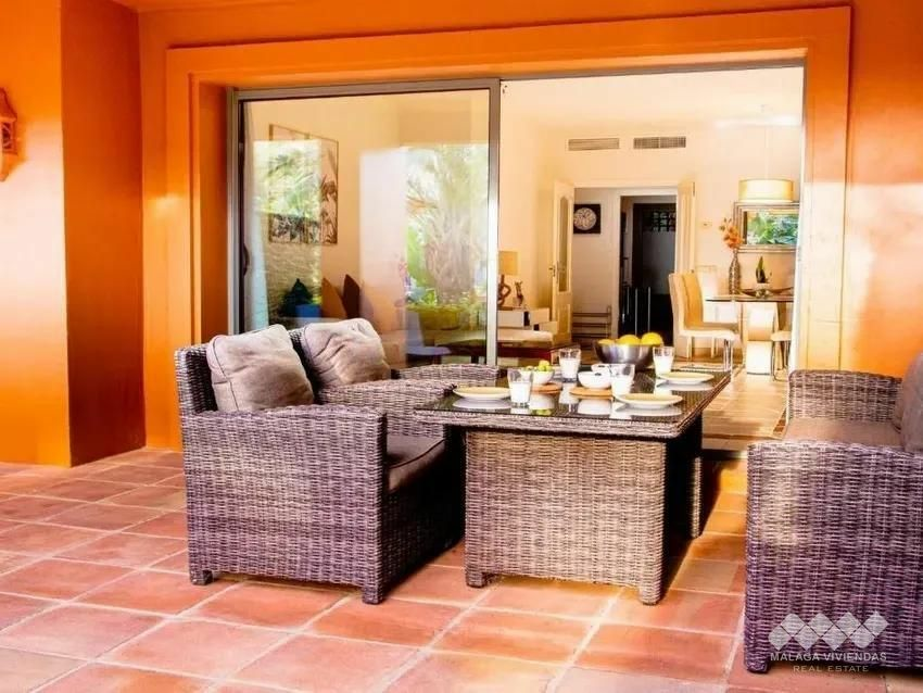 2-bedroom Flat In Estepona, Spain (128 M²)