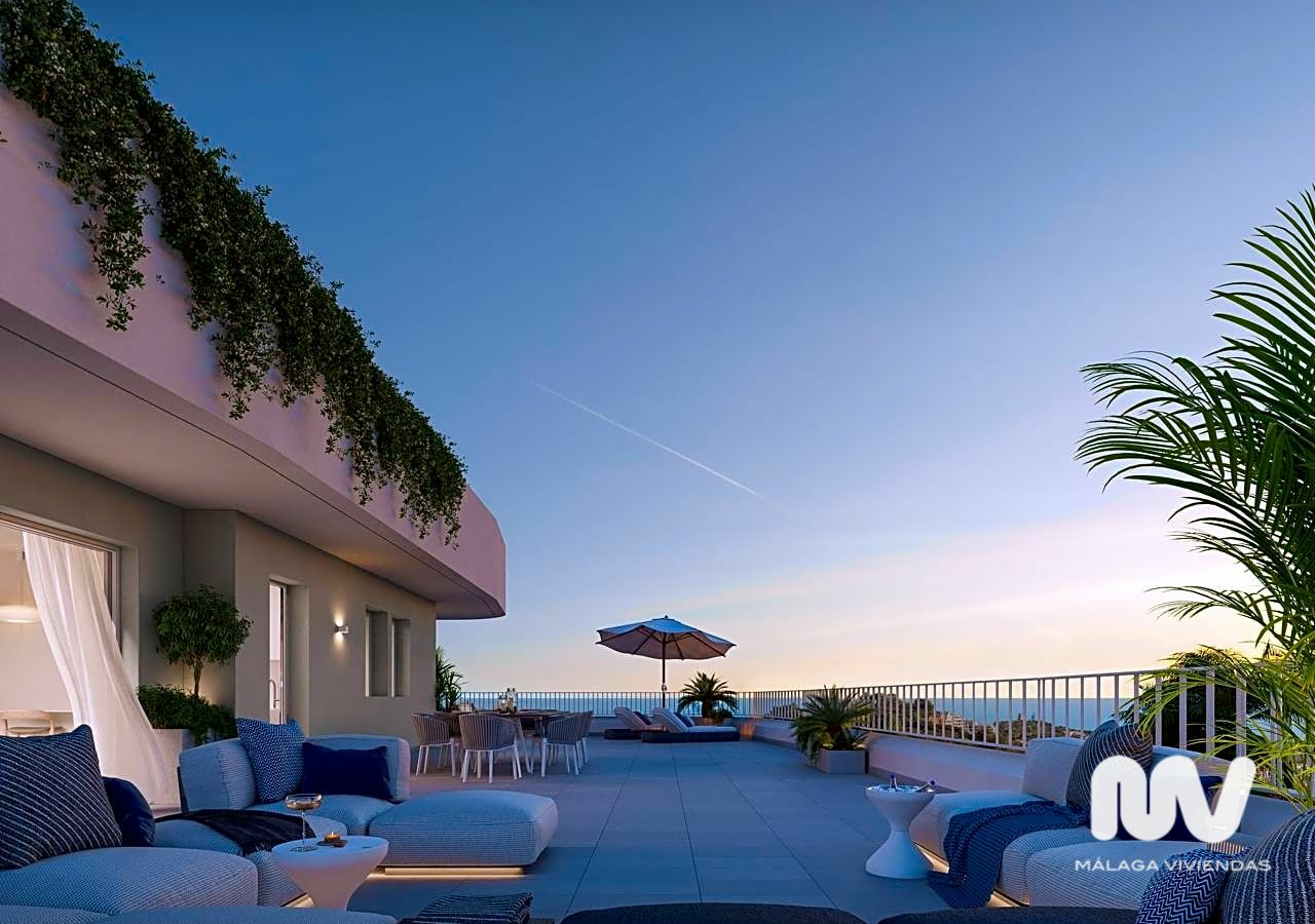 2-bedroom Flat In Fuengirola, Spain (145 M²)