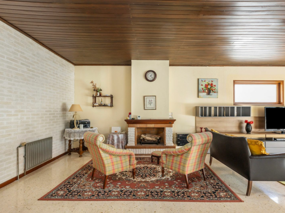 5-bedroom Villa In Orihuela Costa, Spain (366 M²)