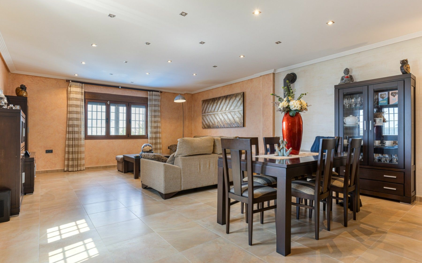 4-bedroom Villa In Los Montesinos, Spain (417 M²)