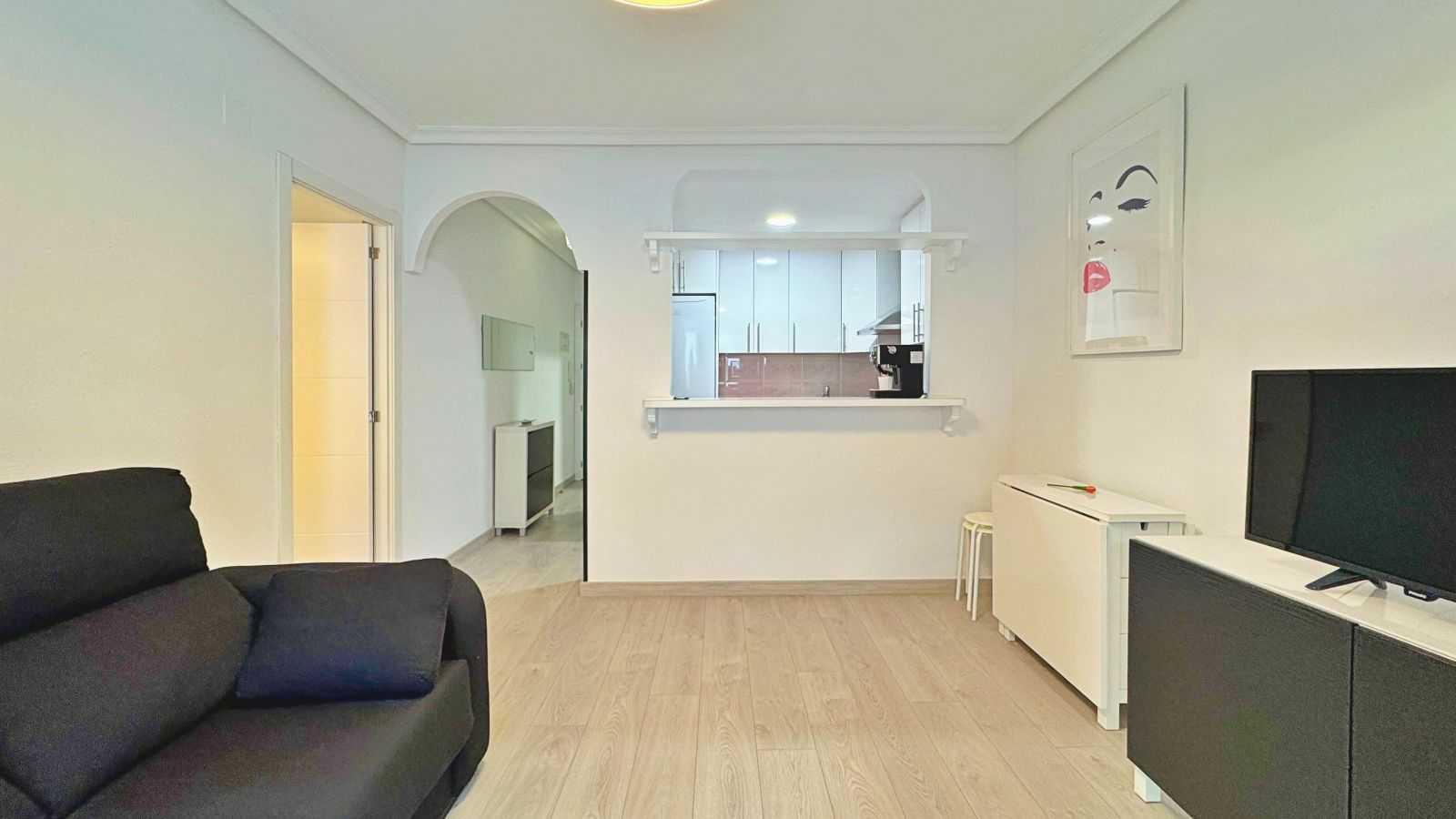 1-bedroom Apartment In Torrevieja, Spain (45 M²)