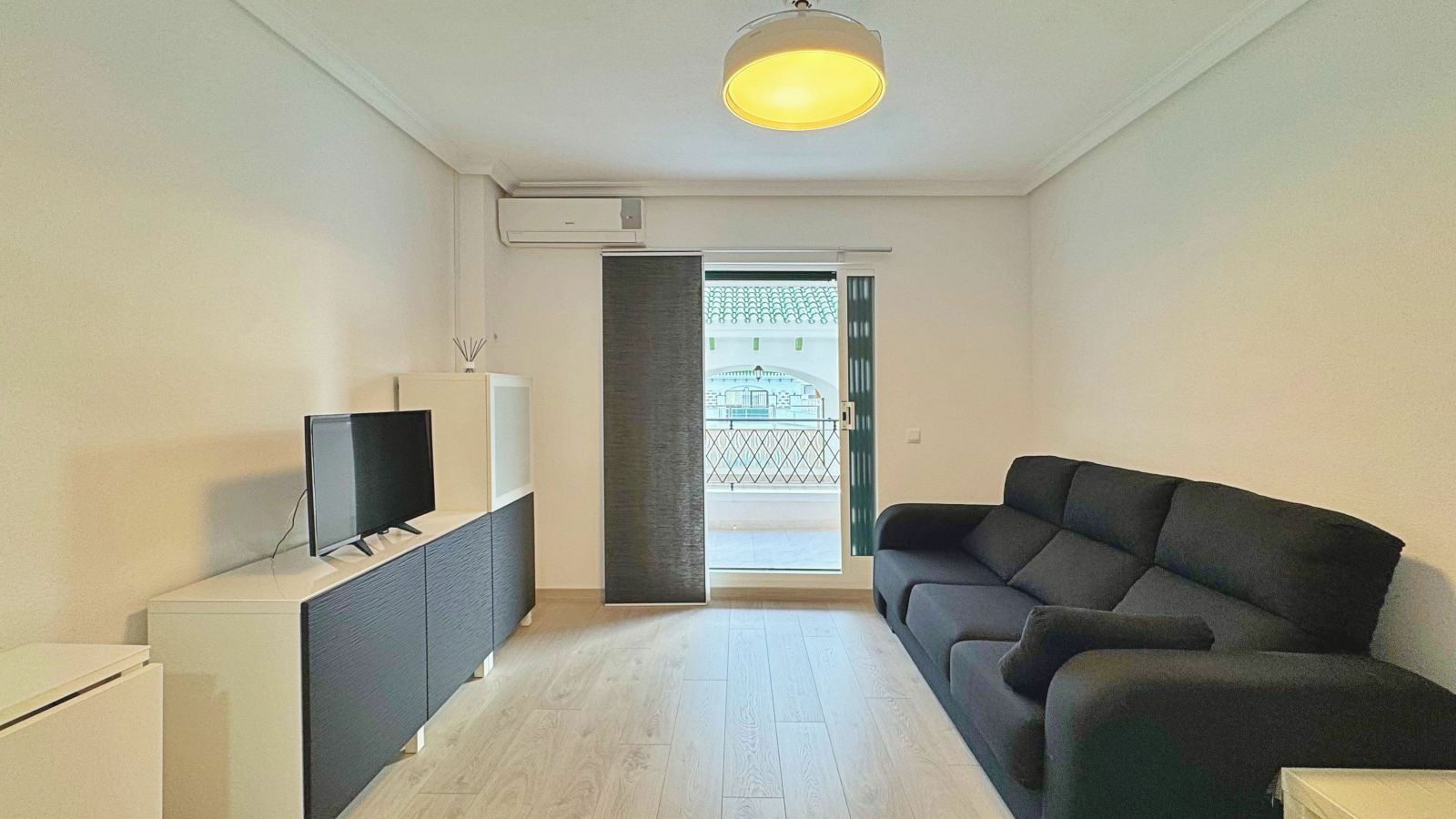 1-bedroom Apartment In Torrevieja, Spain (45 M²)