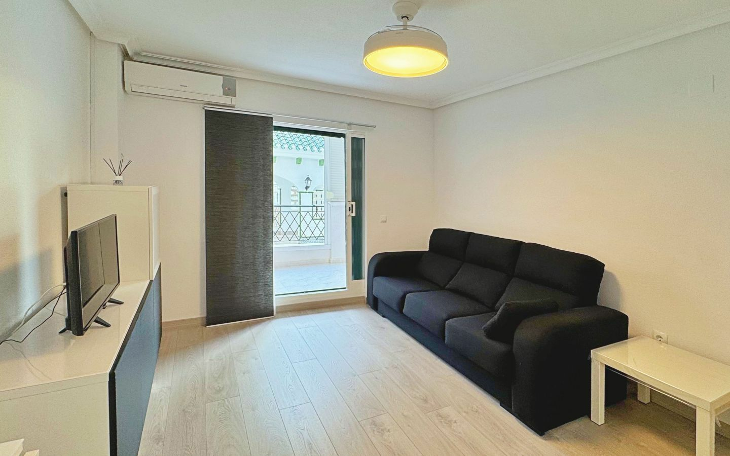 1-bedroom Apartment In Torrevieja, Spain (45 M²)