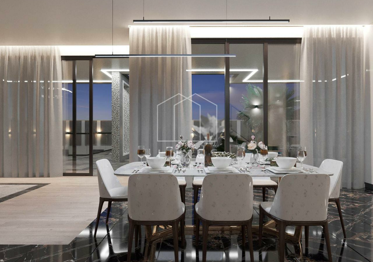 5-bedroom Villa In Costa Adeje, Spain (325 M²)